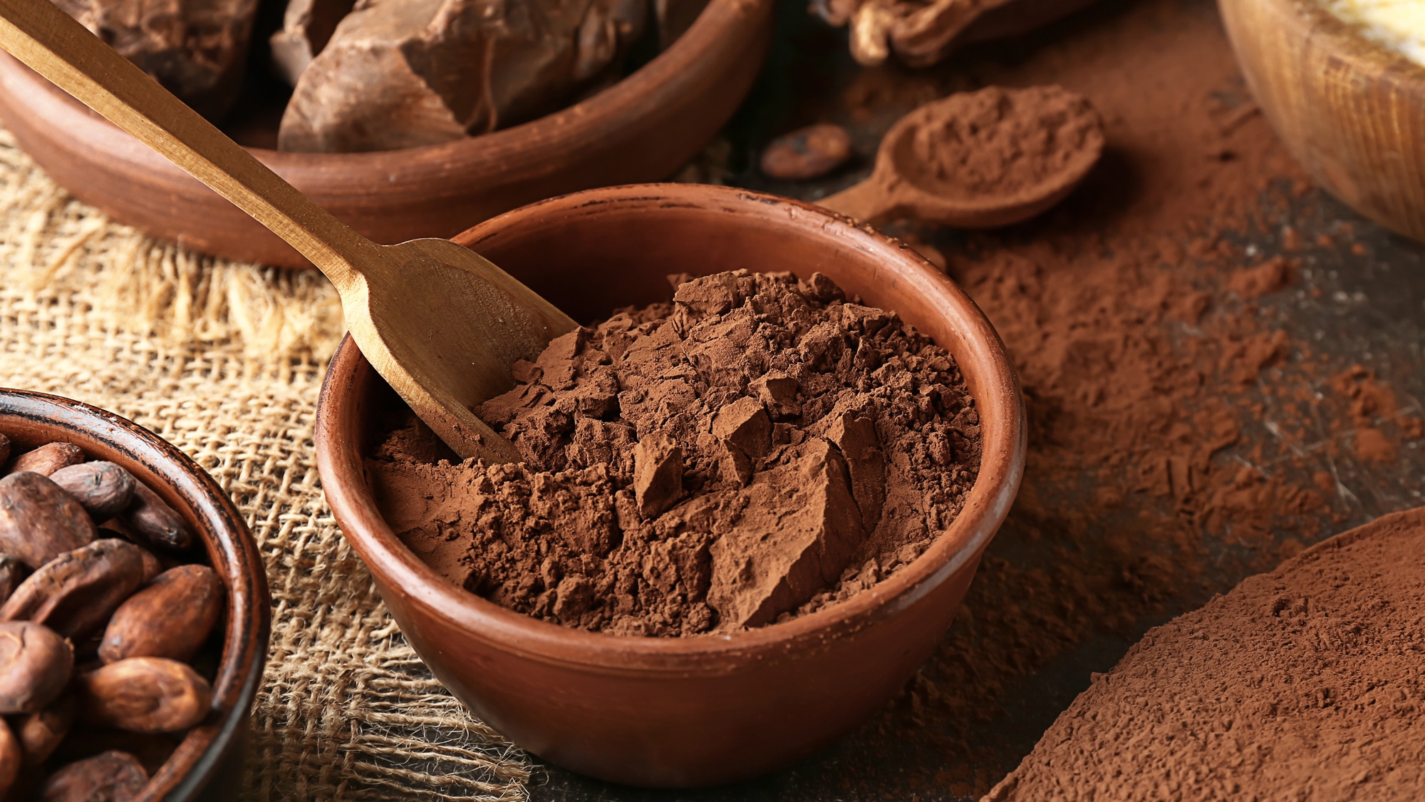 คาคาว (Cacao) และ โกโก้ (Cocoa) ต่างกันหรือไม่