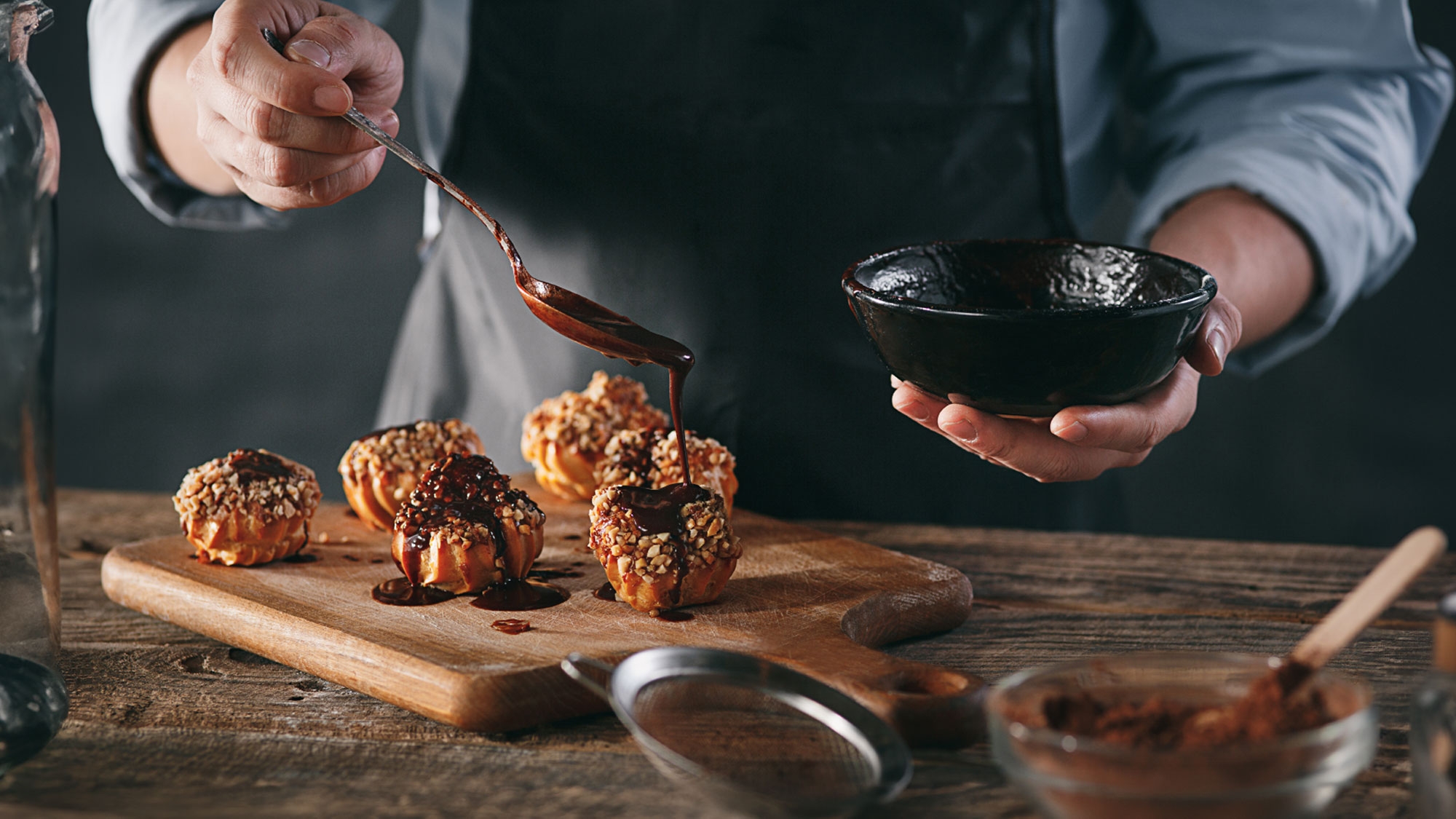 ช็อกโกแลตคอมพาวด์ทิวลิป (Compound Chocolate Tulip)