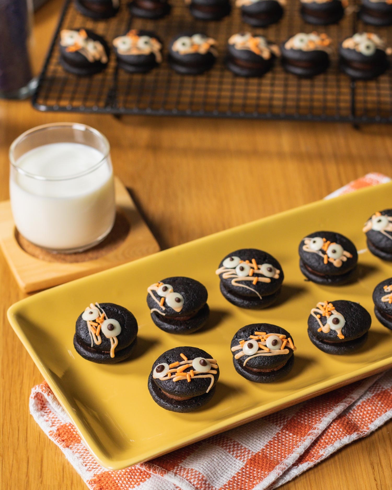 Mini Choco Whoopie Pie